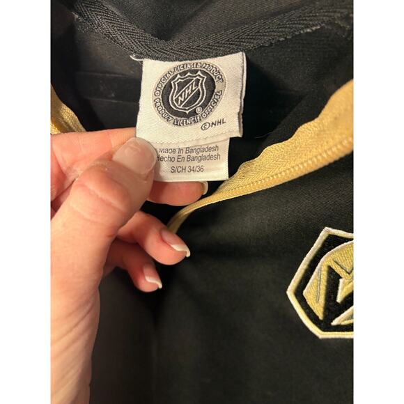 NHL Golden Knights 1/4 Zip Up Collared Pullover Men's Size Small - Picture 2 of 5